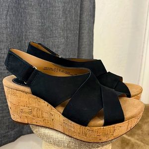 Strappy platform wedges sandals by Clarks Artisan